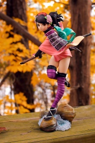 1/8-scale Momohime PVC figure by Alter (fall leaves shot)